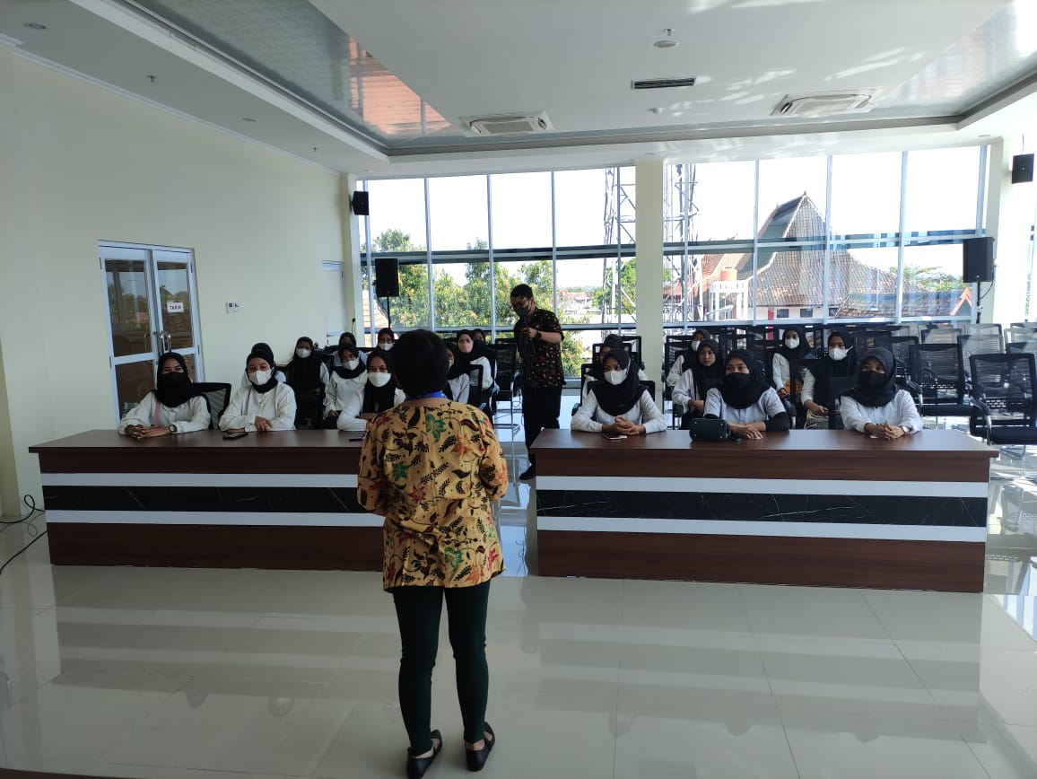 Orientasi Pra Pemberangkatan Pekerja Migran Indonesia Oleh BP2 MI